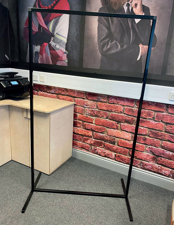 COVID-19 Freestanding Screen